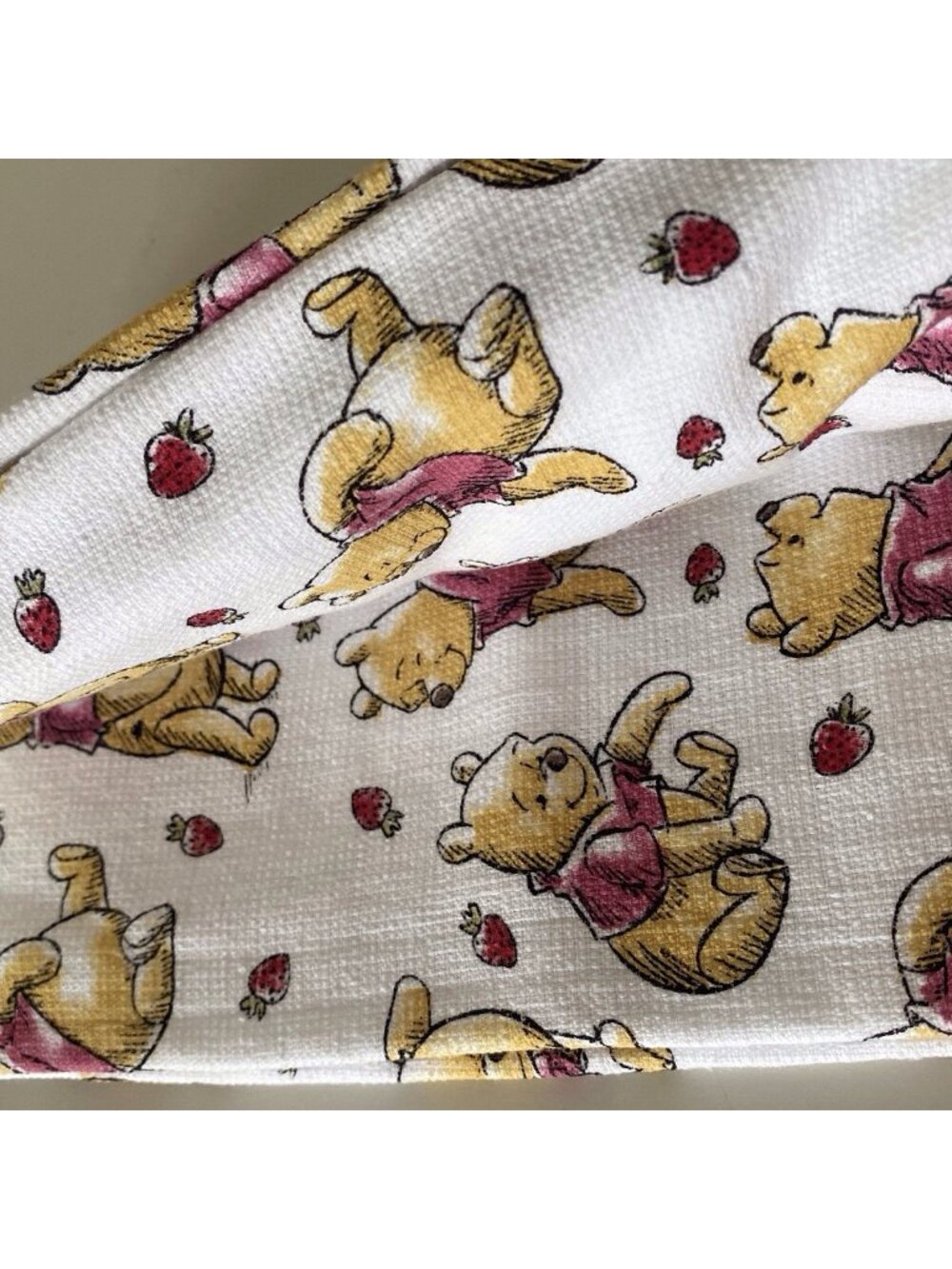 2 Pack Disney Winnie the Pooh Strawberries Kitchen‎ Towels 16 X 26” NEW - Picture 8 of 13